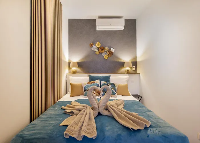 Rames-Cosmo Downtown Apartment With Rooftop Pool
